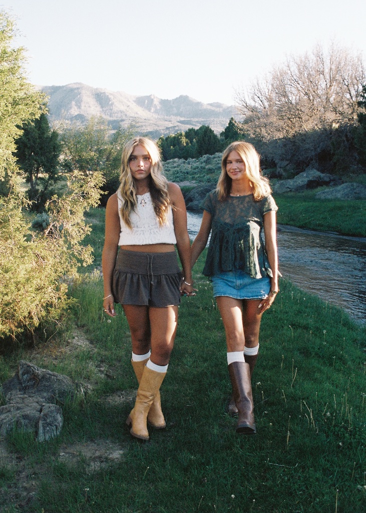 Jerzi + Madi - film scan
