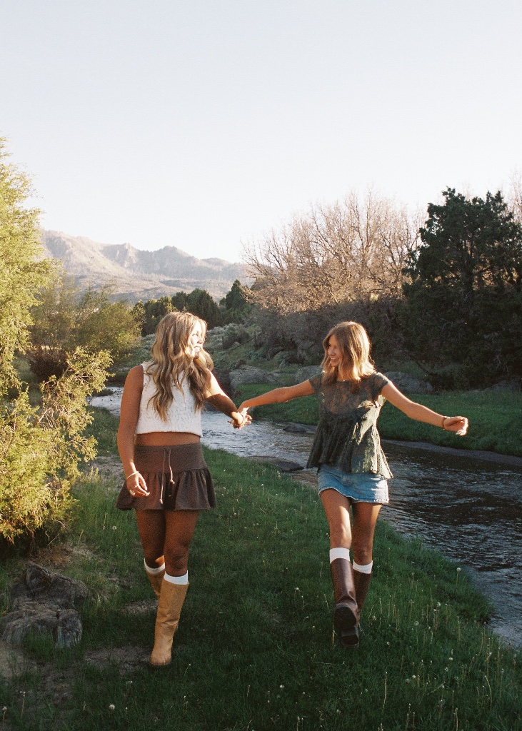 Jerzi + Madi - film scan