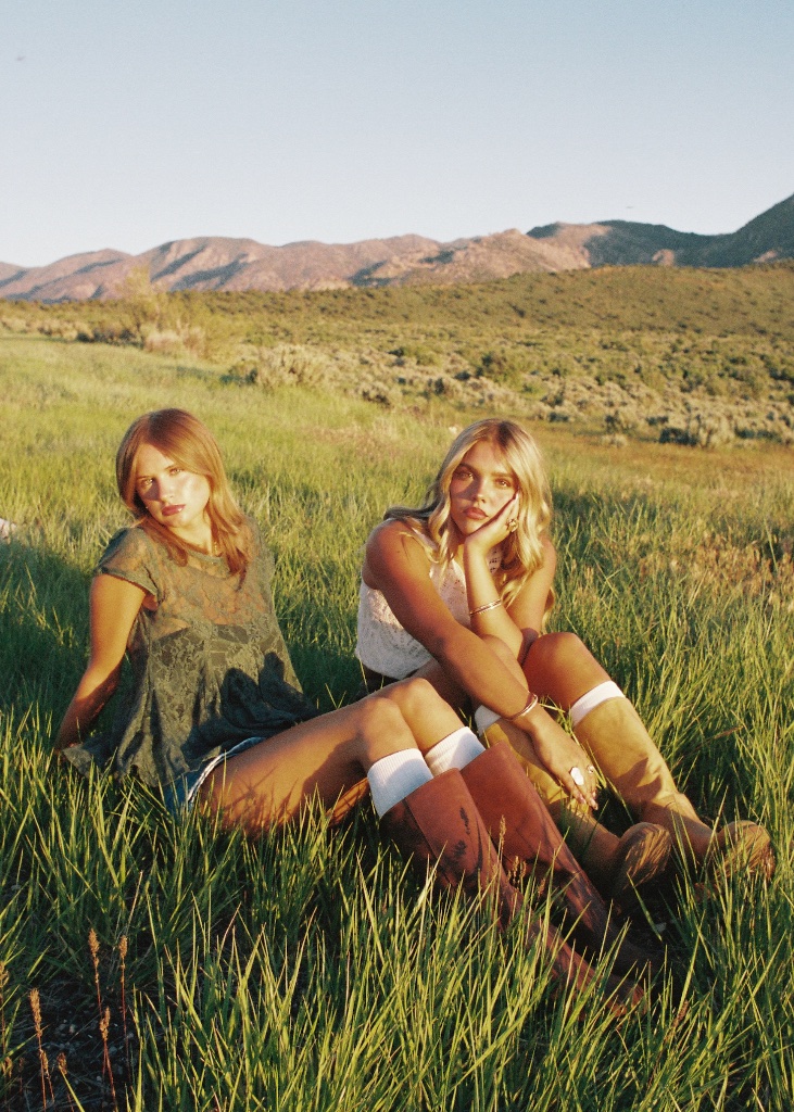 Jerzi + Madi - film scan